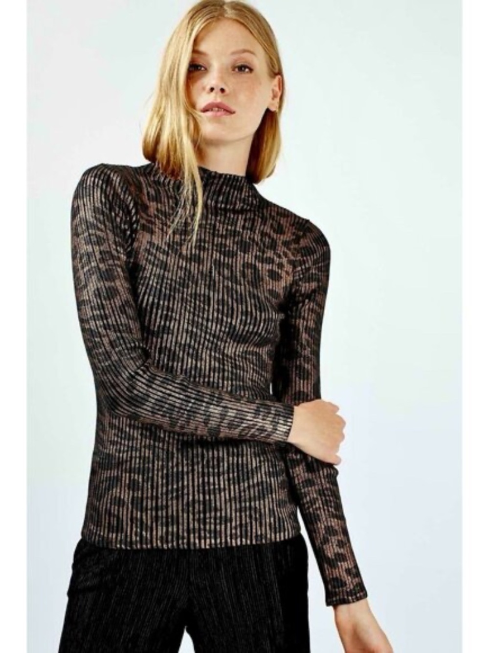 Topshop Animal Foil Print Sweater | US Size 2